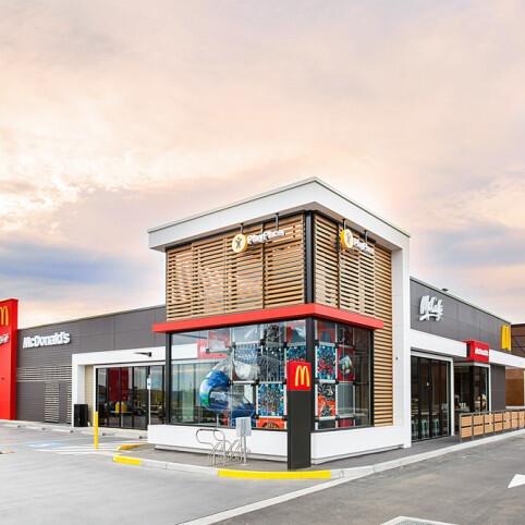 Roof - McDonalds Clyde (1)